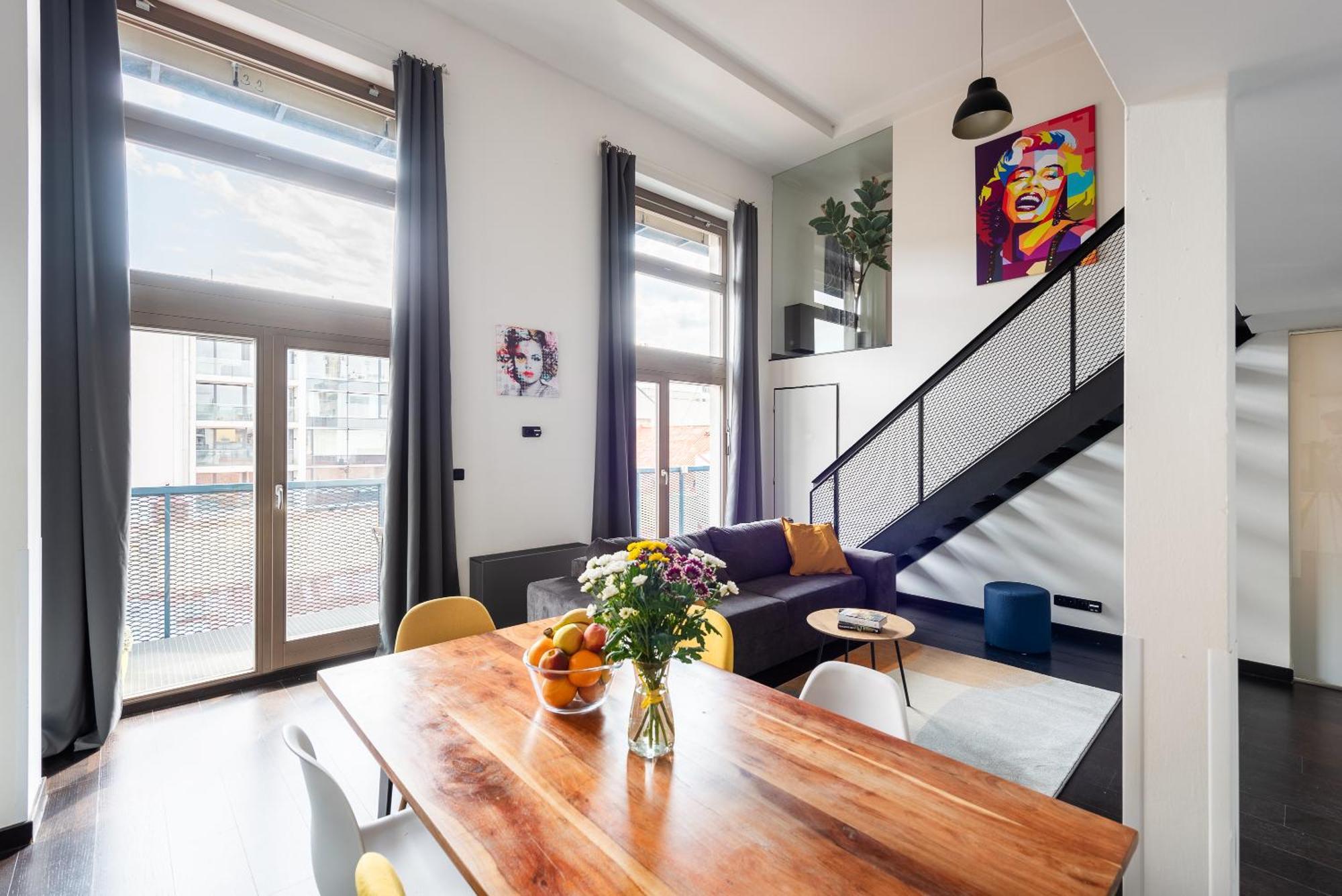 Apartmán 2-level On Krizikova Near The Metro *